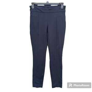 Hilary Radley pull on pants in blue pattern. Size medium